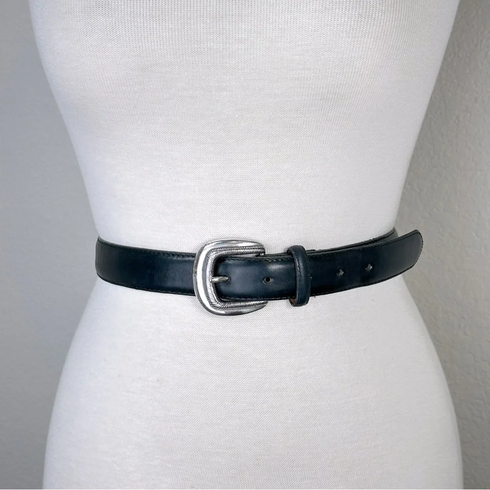 Talbots Vintage 1994 Leather Belt Silver Decorative Buckle Sz Medium‎